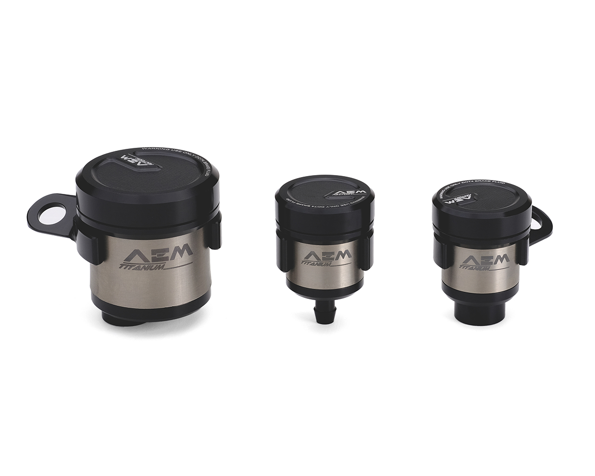 AEM Factory Titan Bremsflüssigkeitsbehälter integriert für OEM Brembo  Kupplungspumpe