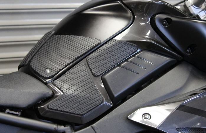 yamaha fz x tank pad