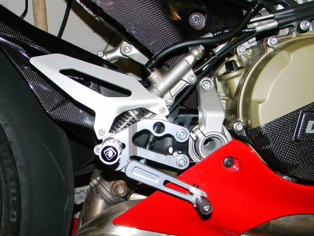 Ducabike Type 2 Adjustable Rearsets for the Ducati Panigale 1299 ...